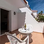 Floritas 22 - One Bed Ground Floor With Pool View Lägenhet Playa de las Americas (Tenerife)