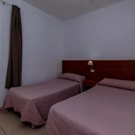 Apartment Floritas 22 - One Bed Ground Floor With Pool View Playa de las Americas (Tenerife)